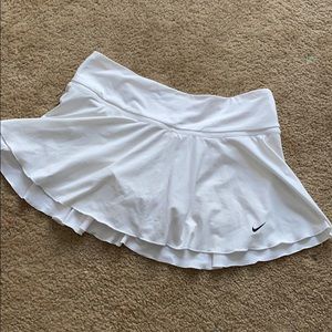 Nike white tennis skirt medium